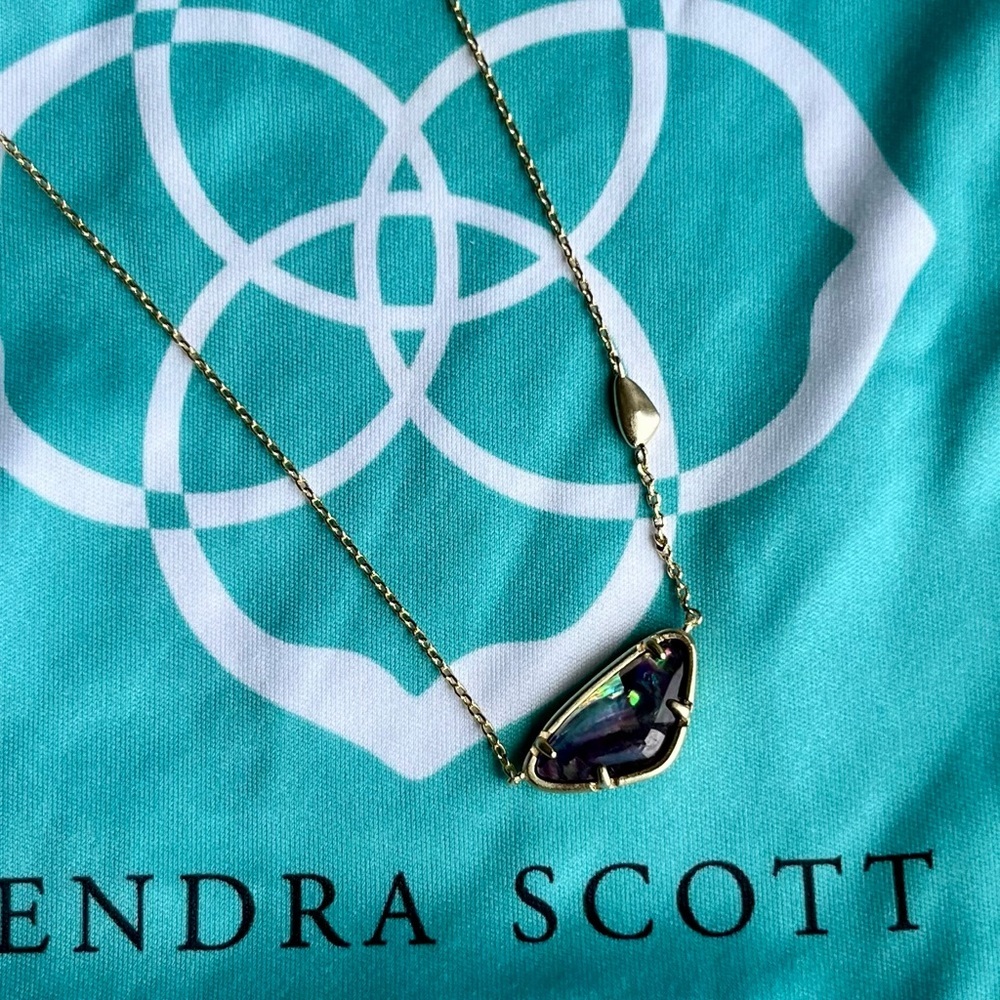 Kendra Scott Margot Short Necklace Lilac Albalone Gold